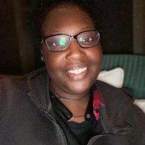 Meet your Posher, April